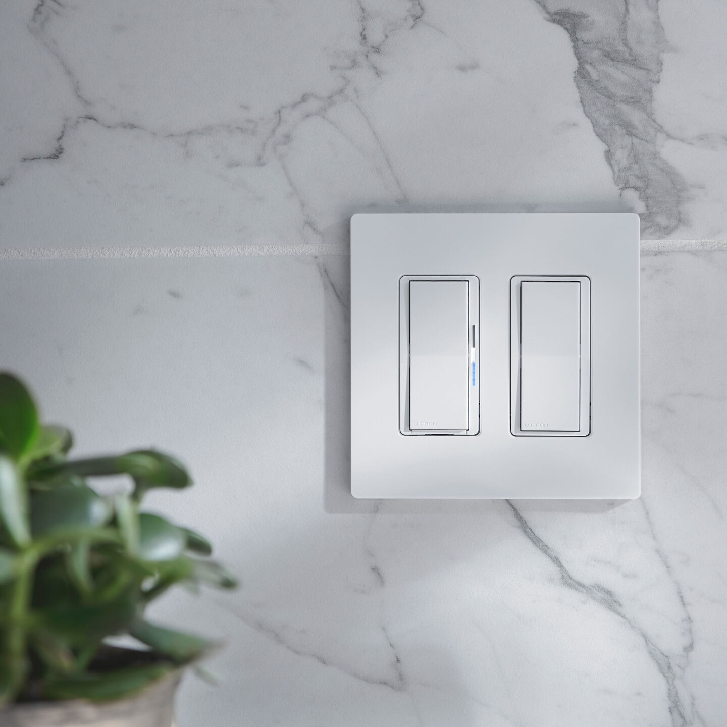 Diva Smart Dimmer Switch - DVRF-6L-WH
