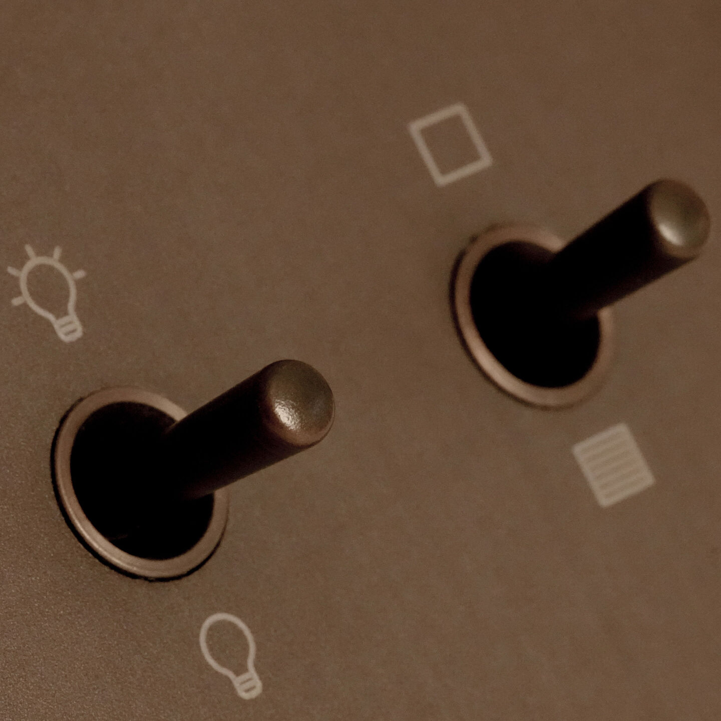 Aviena Horizontal Rectangle Keypad - HW-AV-KP-H-AZ