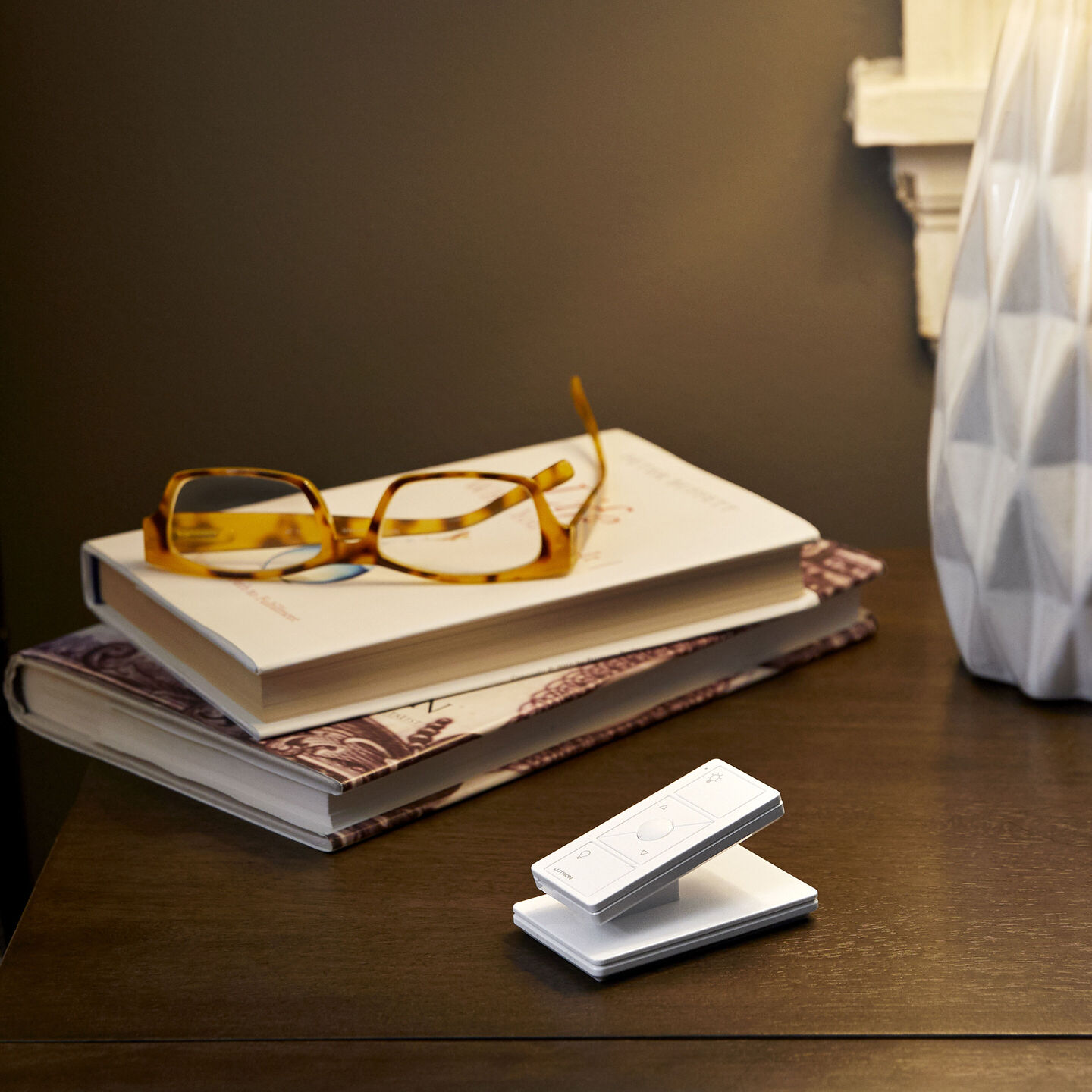 Pico 2/3 Button Wire-Free Battery Powered Remote - PJ2-3BRL-GIV-L01