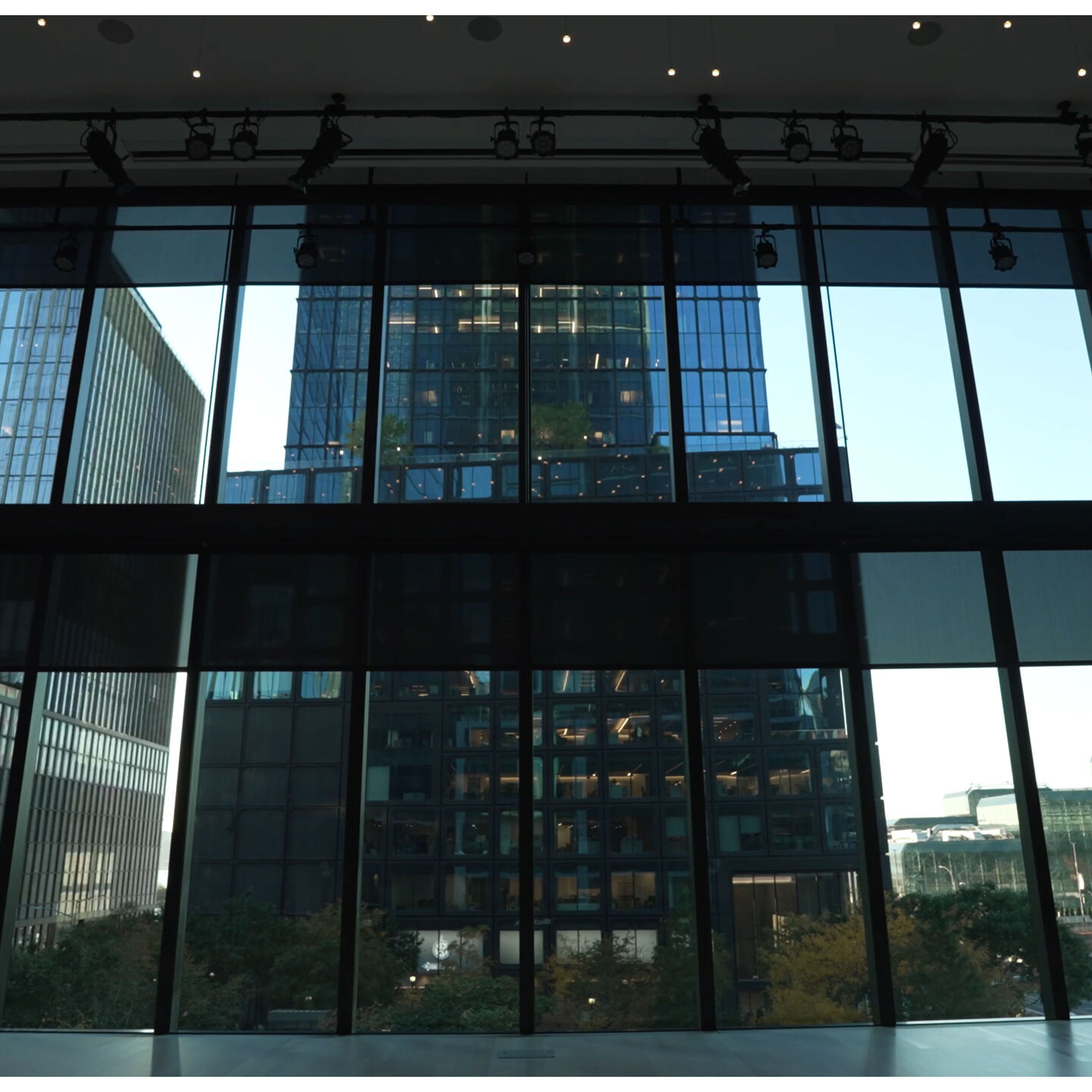 Sivoia Roller 300 Shades – Dual Pocket, 7" x 11" - sivoia-300-recessed-dual-7x11-wired-roller-shades