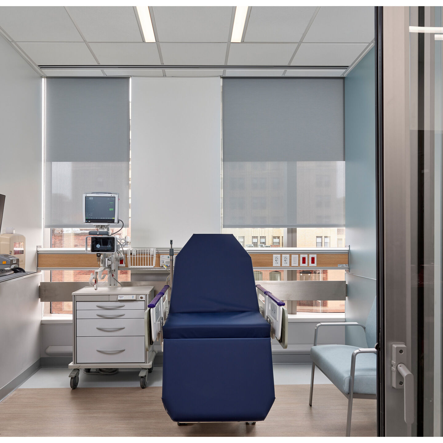 Sivoia Roller 100 Shades – Dual Pocket, 7" x 11" - sivoia-100-recessed-dual-7x11-wired-roller-shades