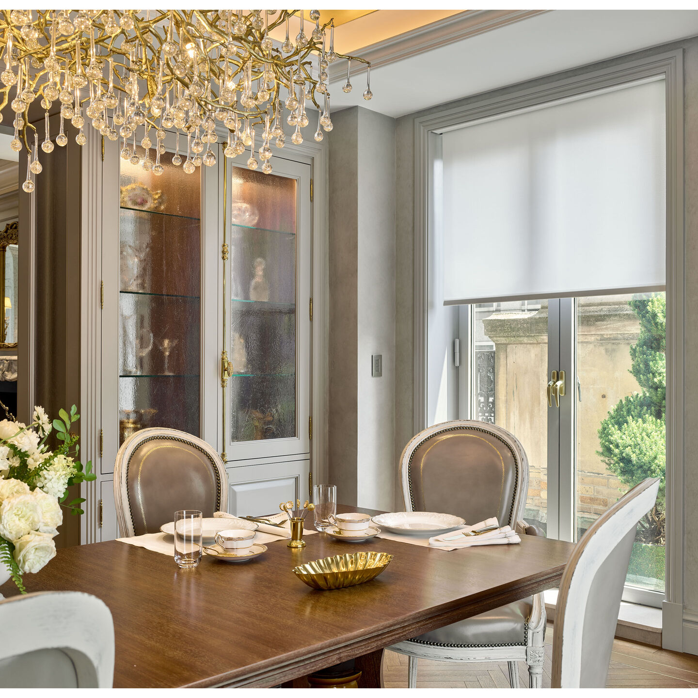 Sivoia Roller 64 Shades – Recessed Single Pocket, 4" - sivoia-64-recessed-single-4-wired-roller-shades